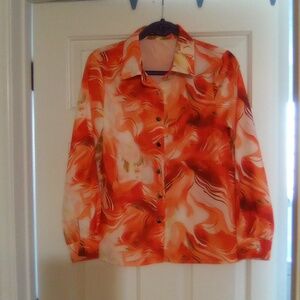 Floral Buttondown Top, Size Small. Brand new.